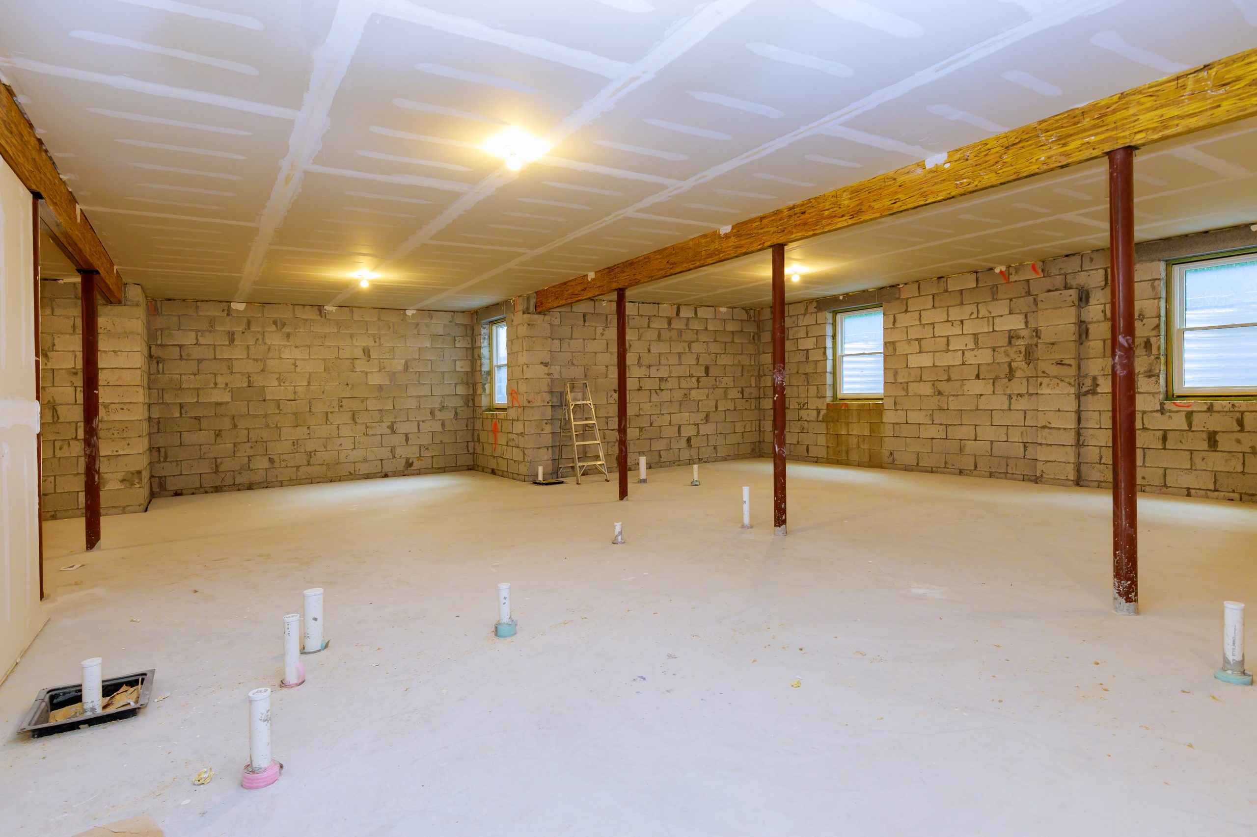 Basement,Renovation,Unfinished,Interior,Frame,Of,A,New,House,Under